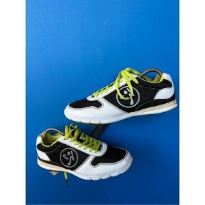 Zumba Fitness ZKickz Women's Size 9 White Black Mesh Dance Fitness Shoes